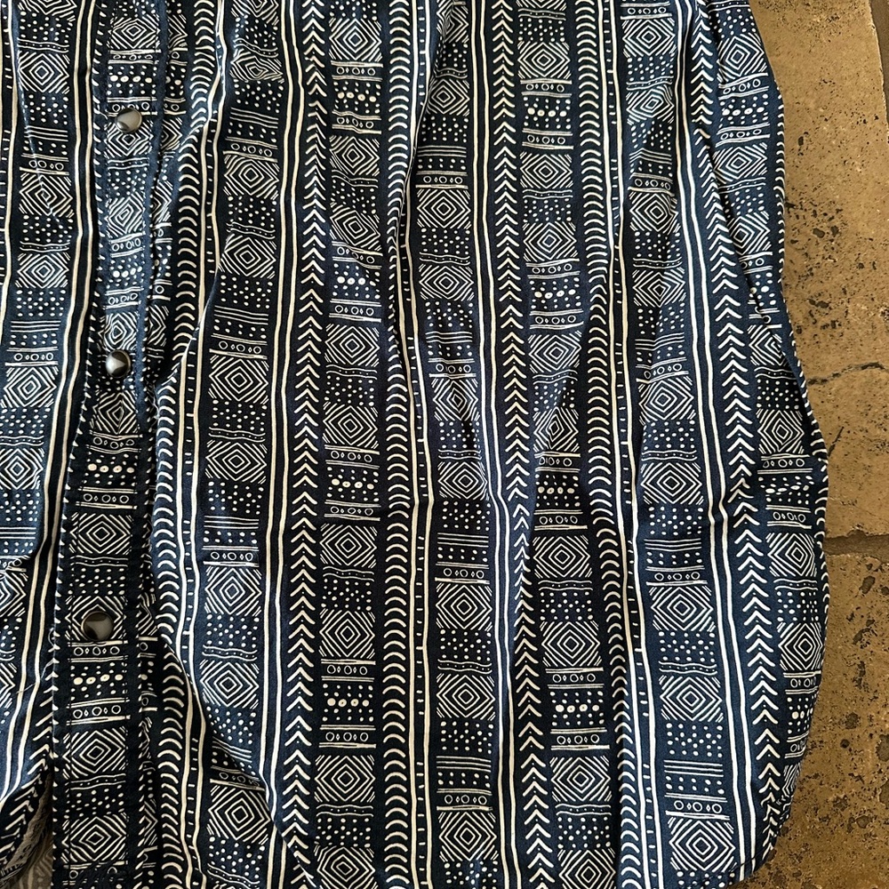 Aztec print button down shirt - Picture 3 of 3